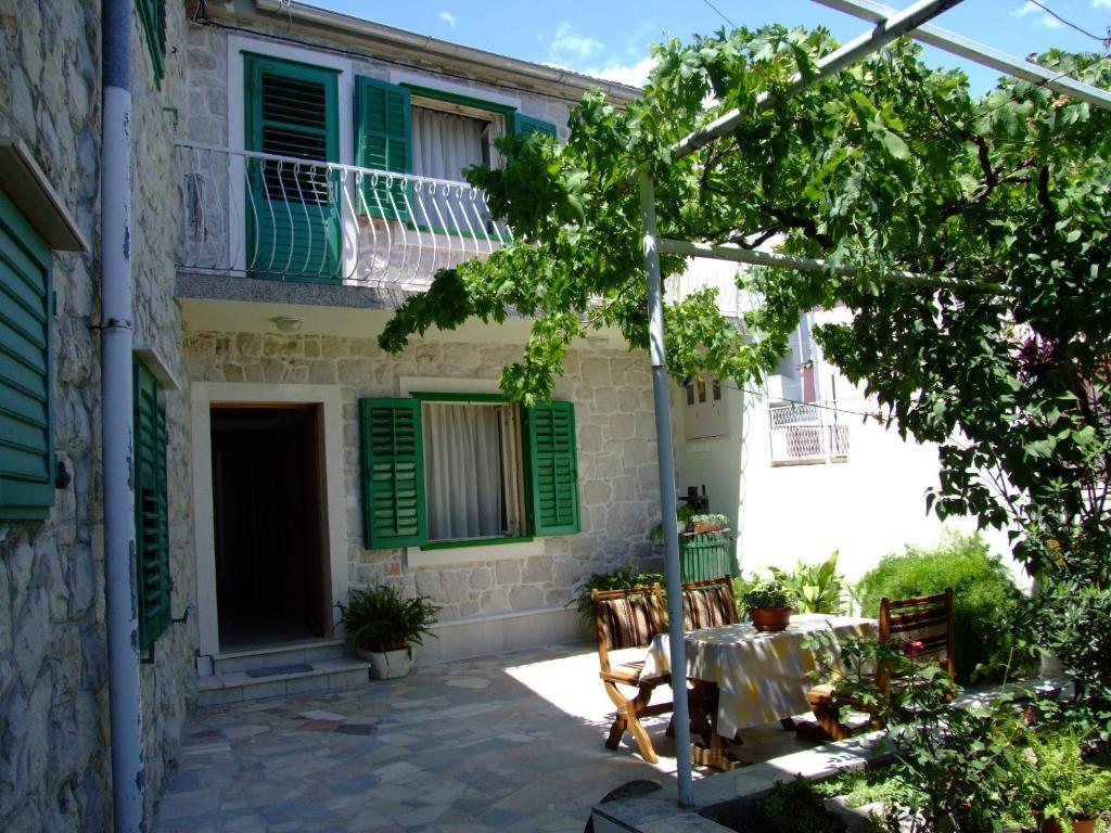 Apartments Villa Rosa Split Exterior photo