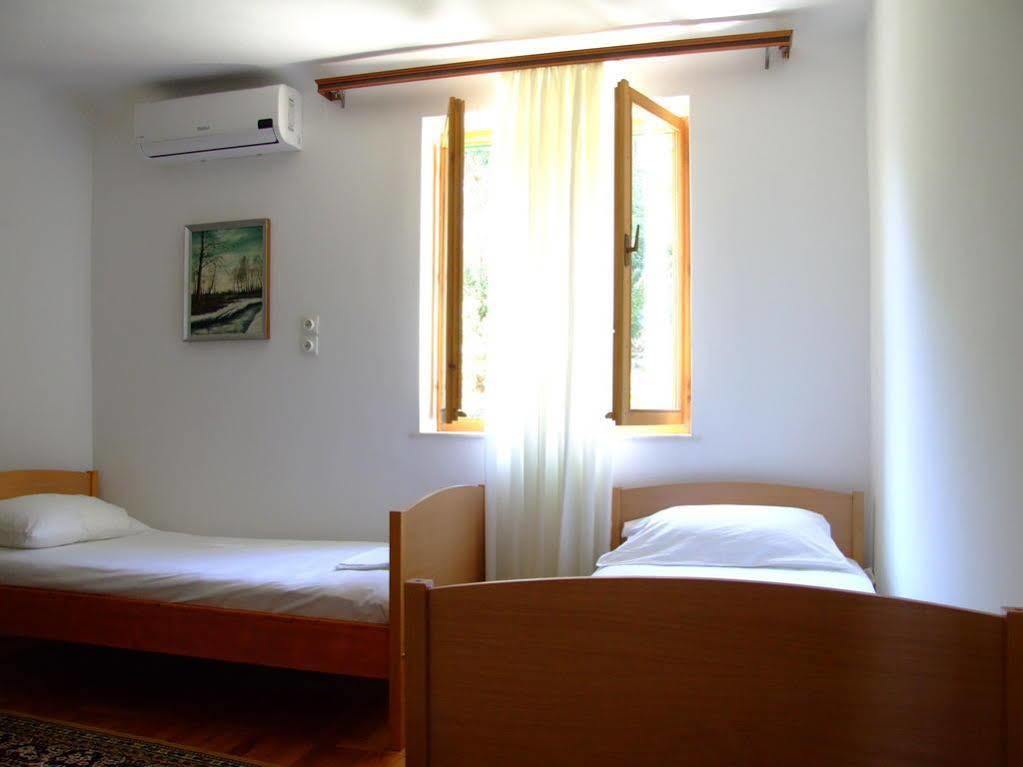 Apartments Villa Rosa Split Exterior photo